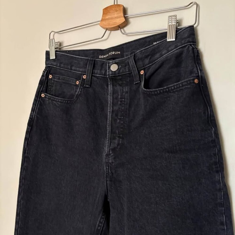 SOLD // Denim Forum Aritzia High-Waisted Boyfriend Jeans - 27/4